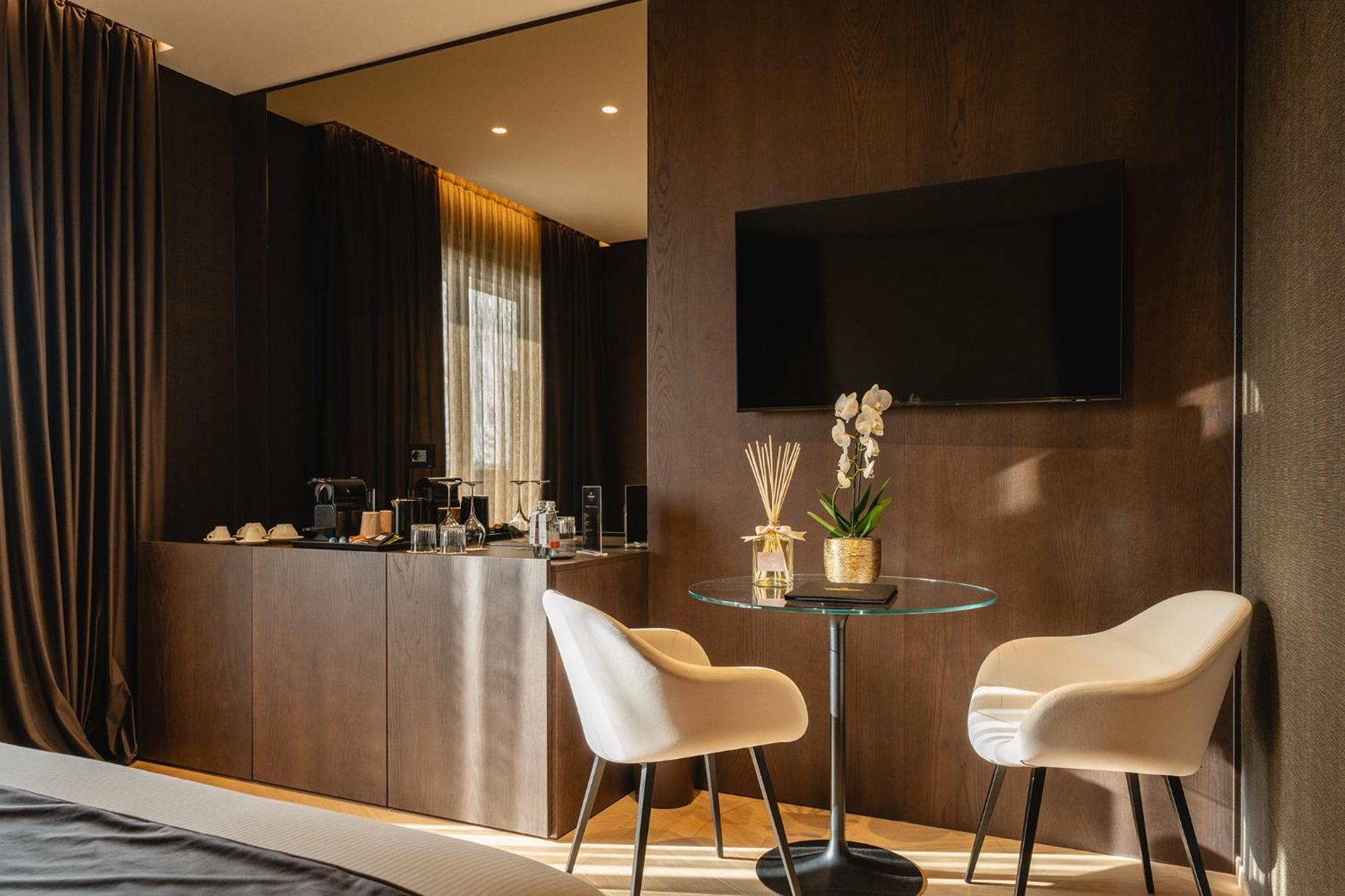 Green Park Penthouse Suite & Pool - Heated Pool - Bari Dış mekan fotoğraf