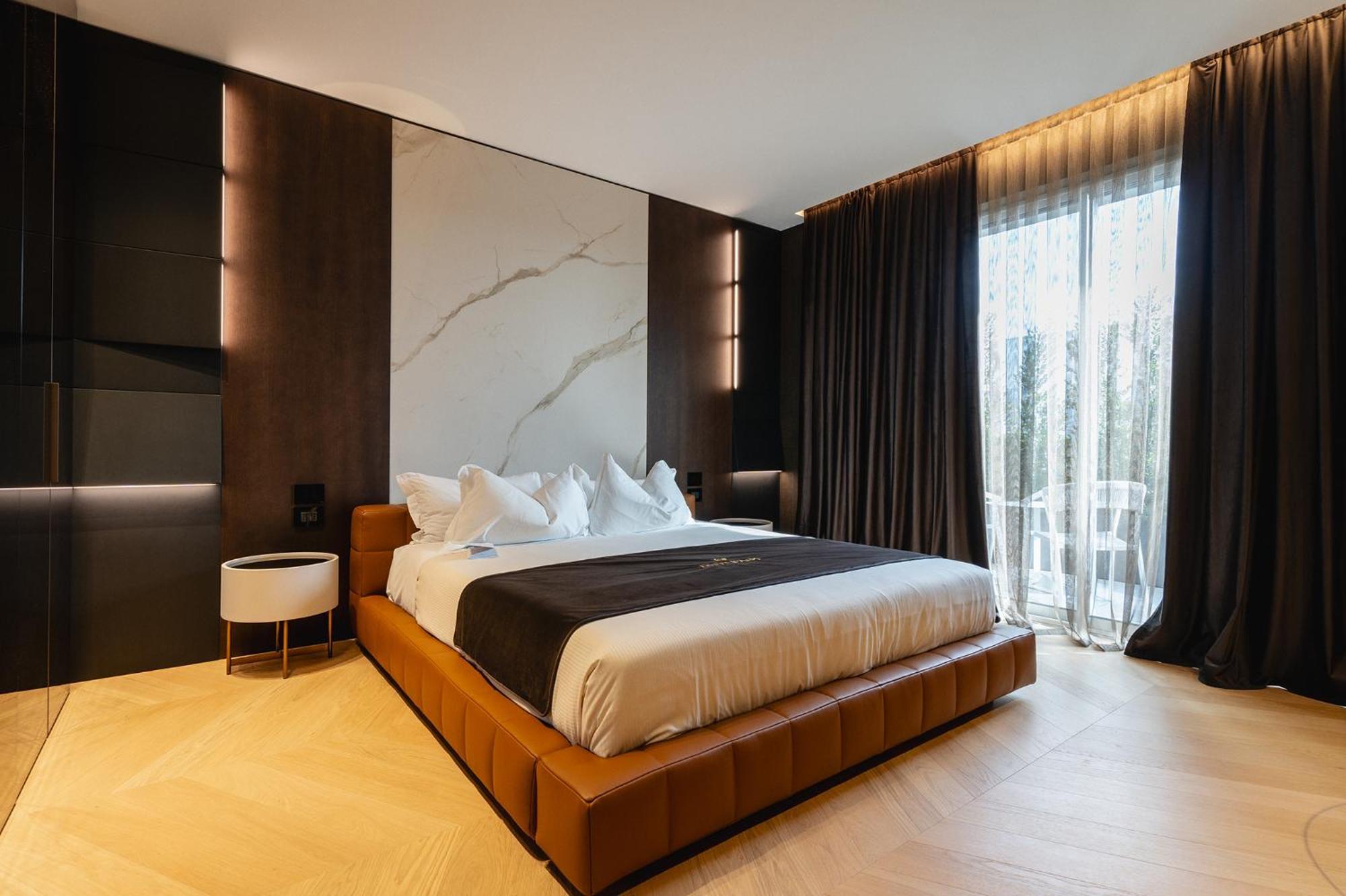 Green Park Penthouse Suite & Pool - Heated Pool - Bari Dış mekan fotoğraf