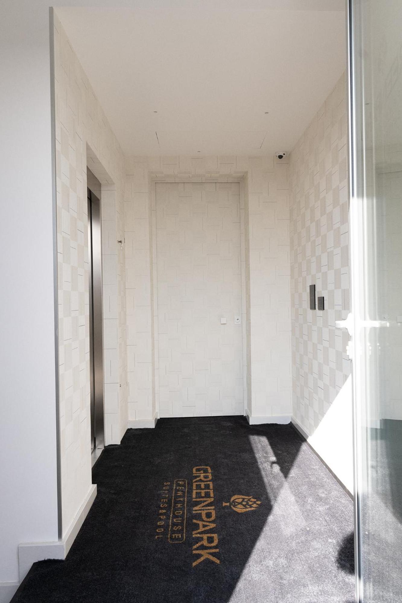 Green Park Penthouse Suite & Pool - Heated Pool - Bari Dış mekan fotoğraf